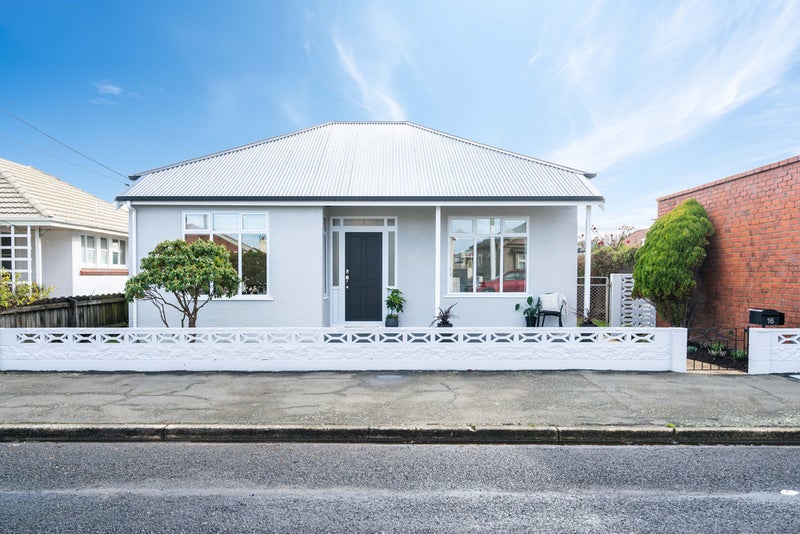 16 Bellona Street, Saint Kilda, Dunedin - Carousel 1