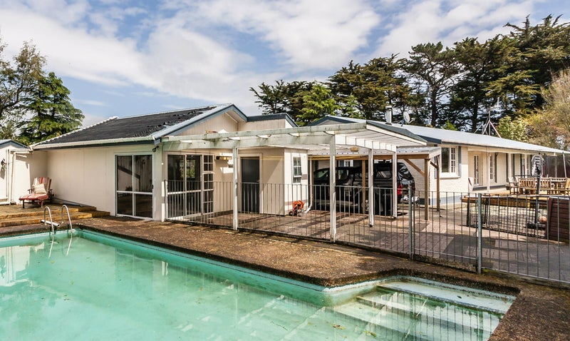 36 Campion Road, Tangimoana, Palmerston North - Carousel 1