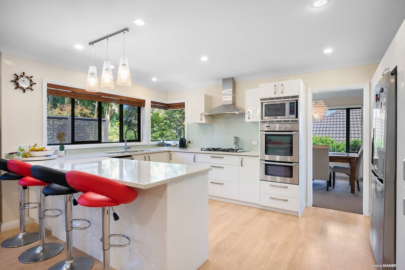 5 Saint Maroun Rise, The Gardens, Auckland - Carousel 2