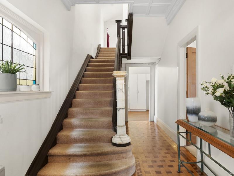 19 Palmer Street, Aro Valley, Wellington - Carousel 2