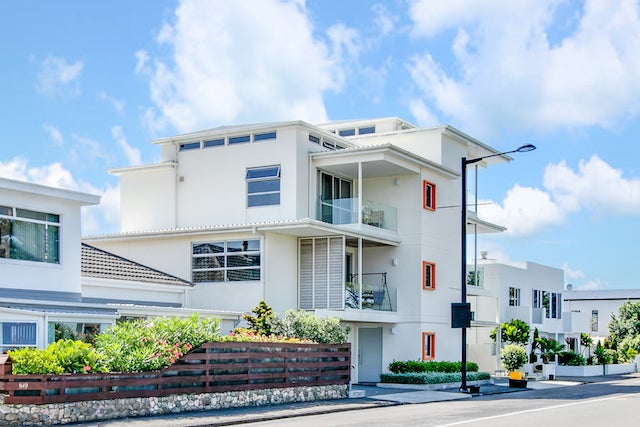 617 Marine Parade, Napier South, Napier - Carousel 1