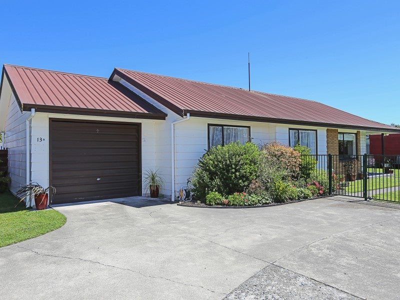 13B Durham Avenue, Tamatea, Napier - Carousel 15