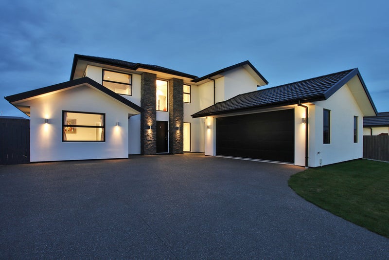 7 Winfield Drive, Wigram, Christchurch - Carousel 1