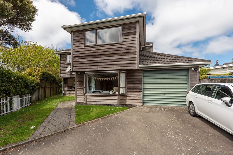 87 Karori Road, Karori, Wellington - Carousel 2