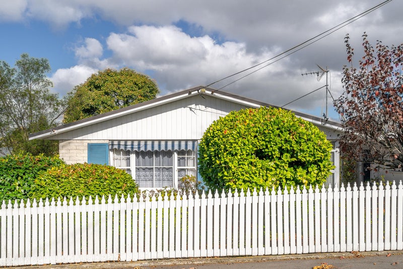 14 Queen Alexandra Street, Lansdowne, Masterton - Carousel 2