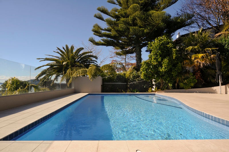 7 Tupara Crescent, Kawaha Point, Rotorua - Carousel 1