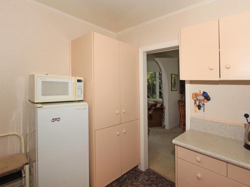 12 Colin White Road, Te Hauke, Ōtāne - Carousel 20