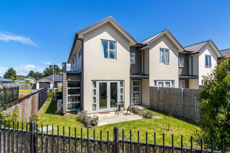 21 Eric Adam Way, Linwood, Christchurch - Carousel 1