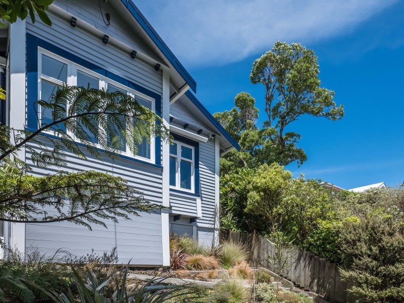 43 Fairview Crescent, Kelburn, Wellington - Carousel 1