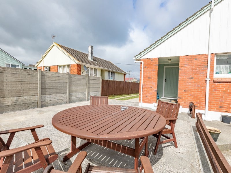 19 Justine Street, Cannons Creek, Porirua - Carousel 2