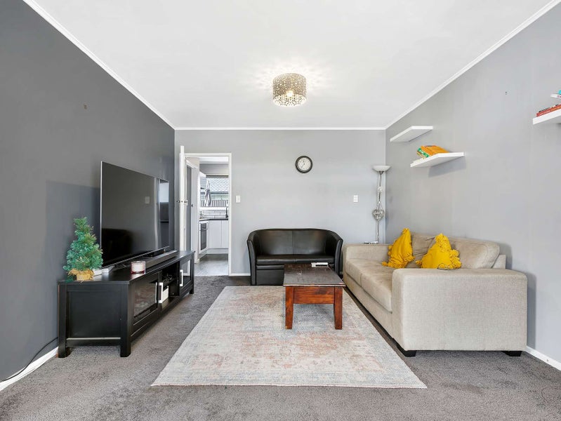 2/608 Heretaunga Street East, Parkvale, Hastings - Carousel 2