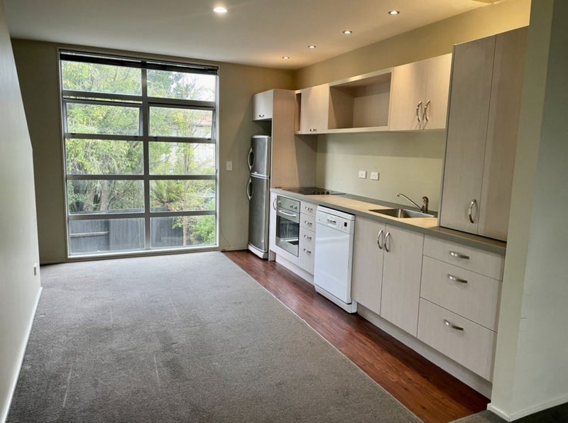 8/440 Barbadoes Street, Edgeware, Christchurch - Carousel 1