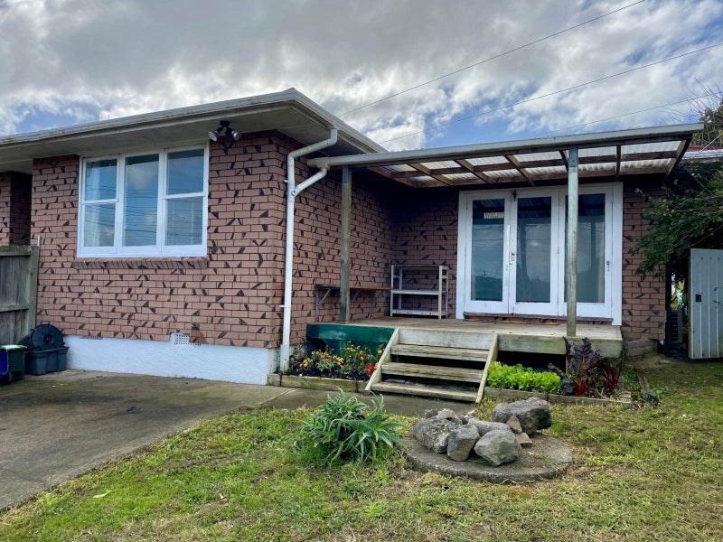 3 Fisher Crescent, Otara, Auckland - Carousel 1