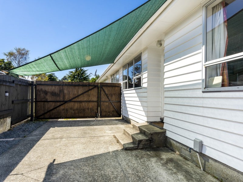 29B SHANLY ST, BROWN OWL, UPPER HUTT - Carousel 1
