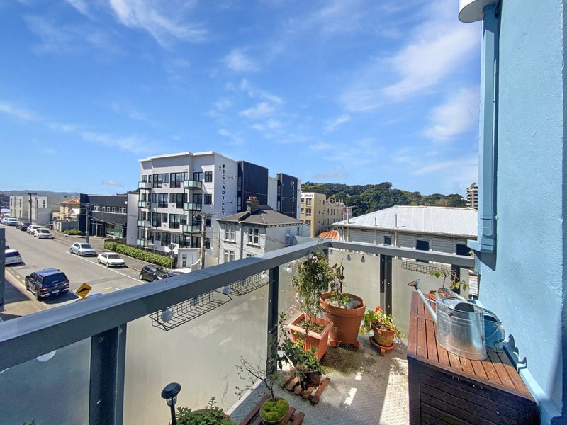 11/30 Hanson Street, Mount Cook, Wellington - Carousel 20