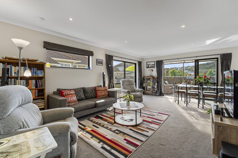 1 Waiuta Street, Titahi Bay, Porirua - Carousel 2