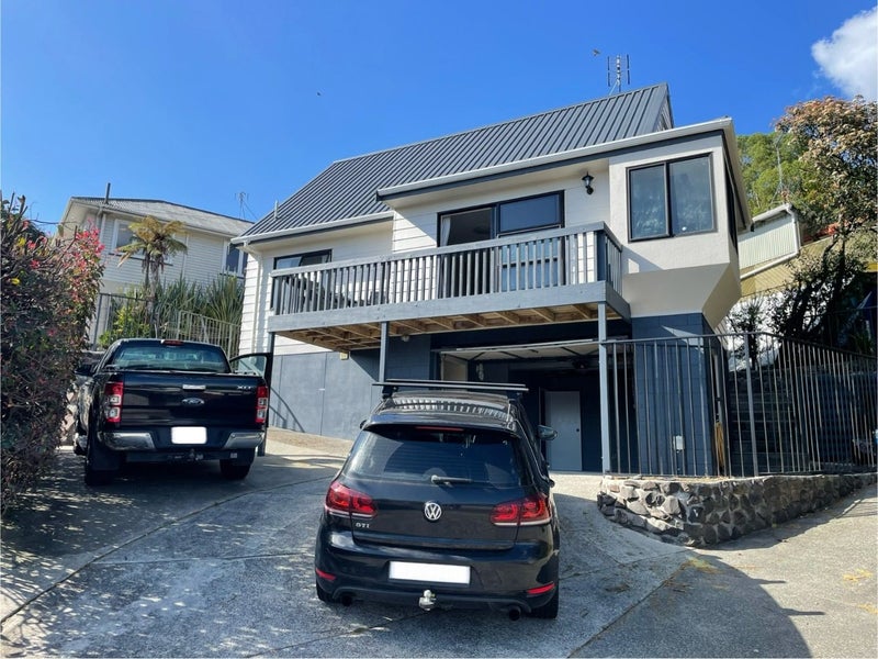 6B Michael Way, Judea, Tauranga - Carousel 1