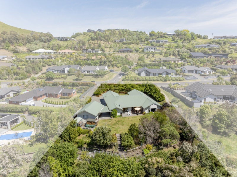 129 Kent Terrace, Taradale, Napier - Carousel 2
