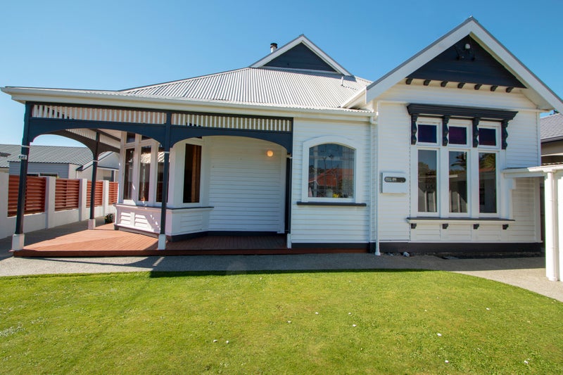 127 Hargest Crescent, Saint Clair, Dunedin - Carousel 2