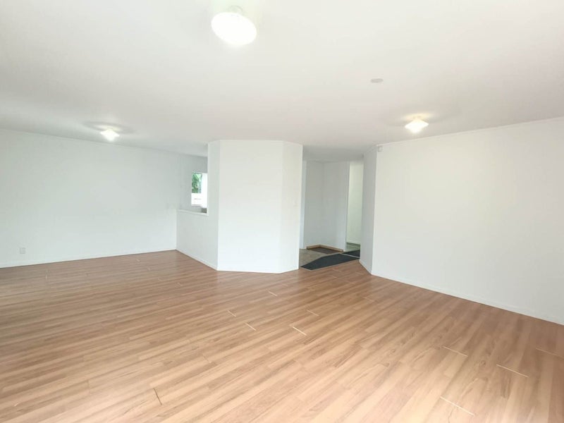11B Clarice Place, Takanini, Auckland - Carousel 2