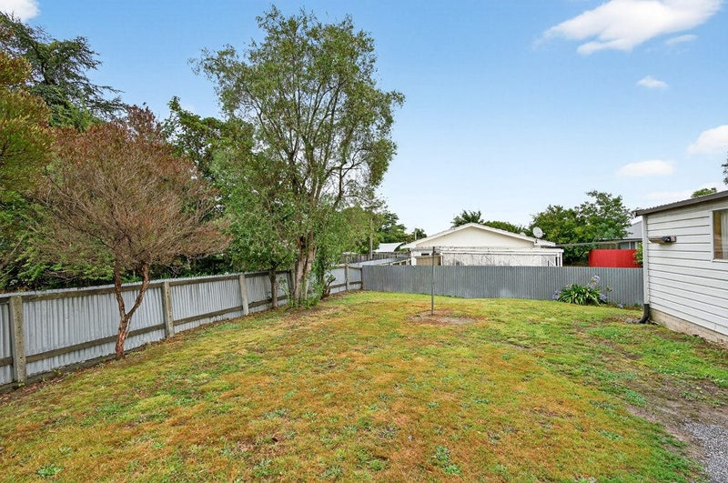 51 Montgomery Crescent, Lansdowne, Masterton - Carousel 14