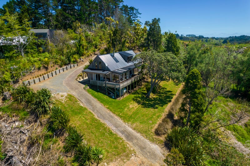 62 Caton Road, Henderson - Carousel 1