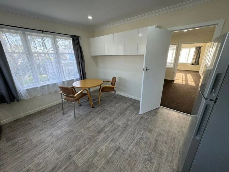 53 Panorama Road, Mount Wellington, Auckland - Carousel 1