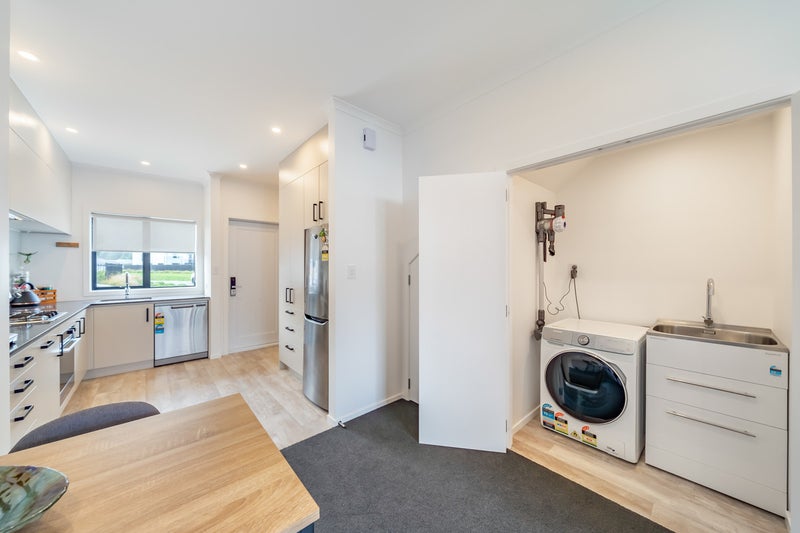 5 Fitch Lane, Wallaceville, Upper Hutt - Carousel 2