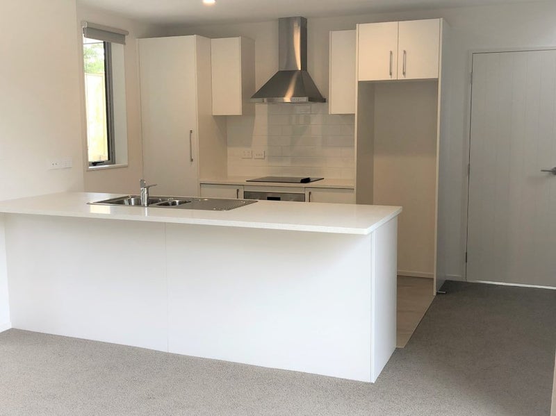 2B Kelsey Crescent, Hillsborough, Auckland - Carousel 2