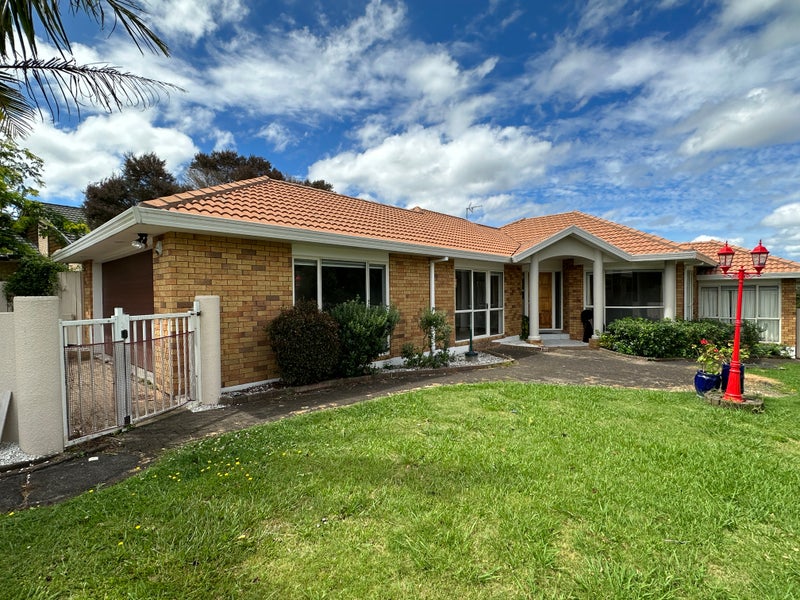 20 Oakridge Way, Northpark, Auckland - Carousel 1