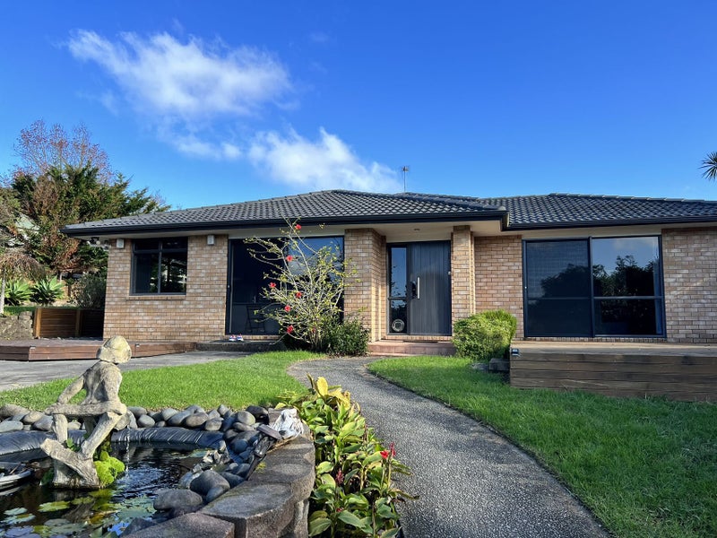 13 Kimberly Grove, Greenhithe, Auckland - Carousel 1