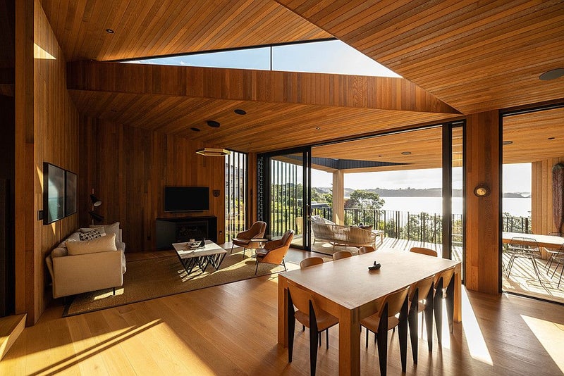 78 Coromandel Road, Oneroa, Waiheke Island - Carousel 1