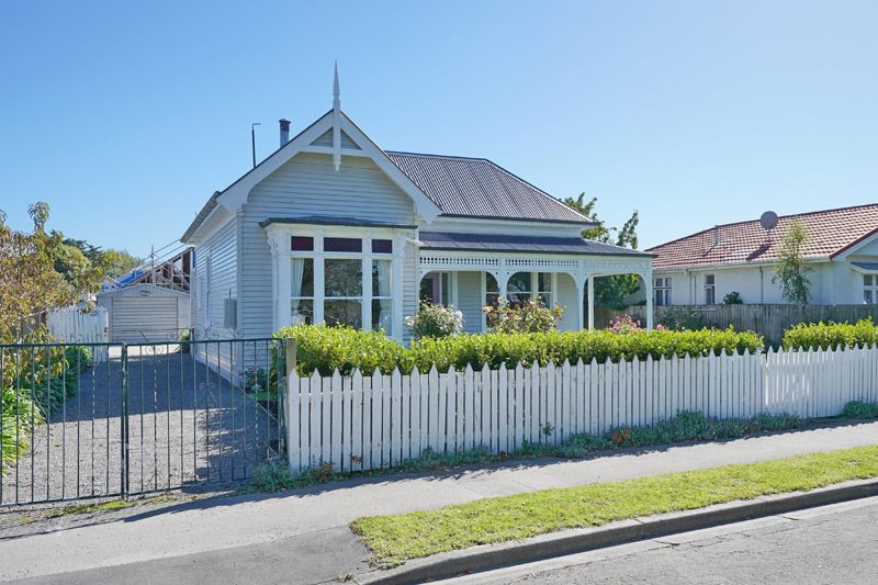 11 Isabella Place, Waltham, Christchurch - Carousel 2