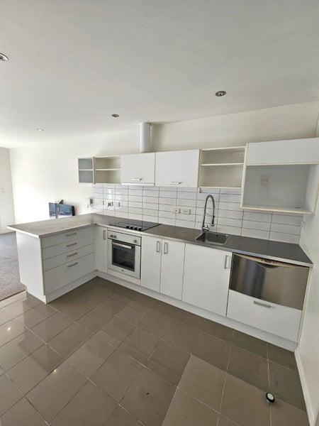 2B/60 Masons Road, Oteha, Auckland - Carousel 1