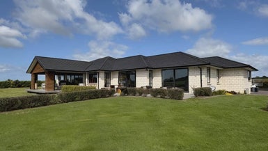 576B Te Ahu Ahu Road, Waimate North - Carousel 1