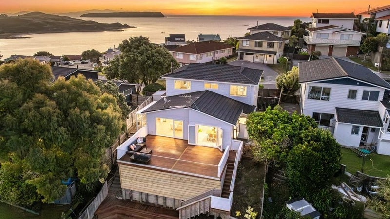 61 Pope Street, Camborne, Porirua - Carousel 1