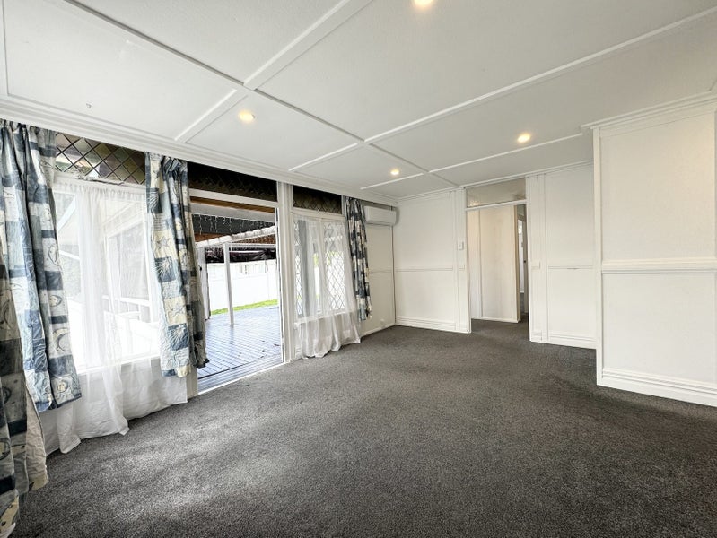 409 Blockhouse Bay Road, Blockhouse Bay, Auckland - Carousel 2
