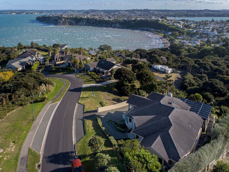 26 Beauvoir Avenue, Matakatia, Whangaparaoa - Carousel 2