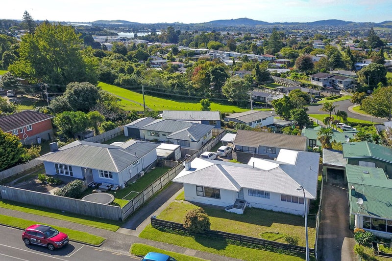 1124 Cameron Road, Gate Pa, Tauranga - Carousel 2