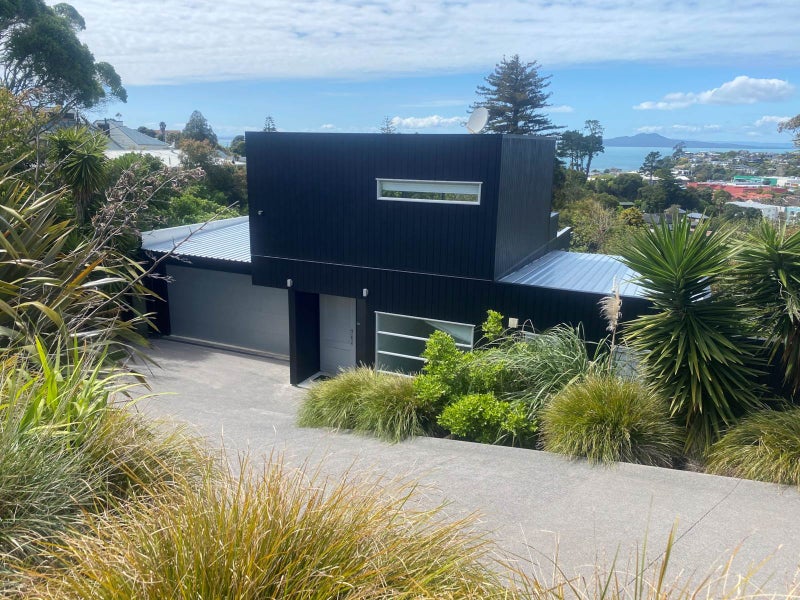 71 Woodlands Crescent, Browns Bay, Auckland - Carousel 2