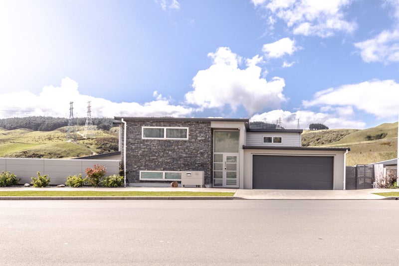 86 Melksham Drive, Churton Park, Wellington - Carousel 2