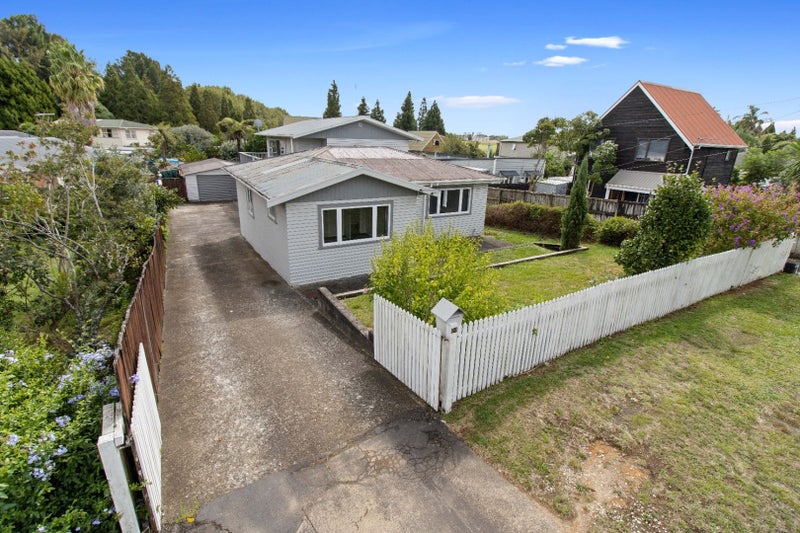 26 Kiwi Avenue, Forest Lake, Hamilton - Carousel 2