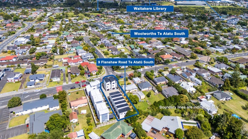 1/9 Flanshaw Road, Te Atatu South, Auckland - Carousel 1