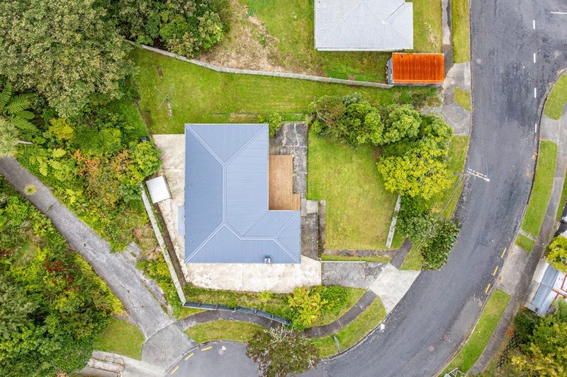16 Rintoul Grove, Stokes Valley, Lower Hutt - Carousel 32