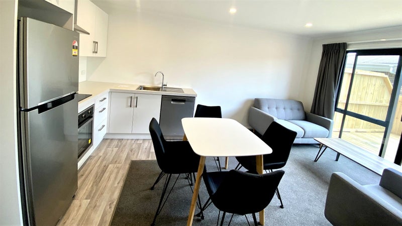 6/5 Ford Street, Hamilton East, Hamilton - Carousel 2