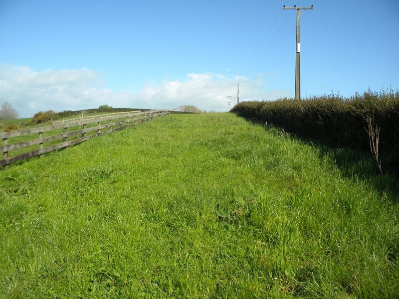 36 Anderson Road, Ngahinapouri - Carousel 5