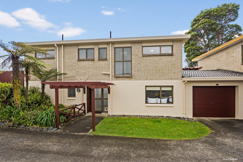 1/12 Eastwood Rise, Browns Bay, Auckland - Carousel 1