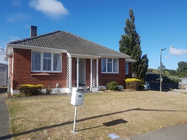 610 Featherston Street, Roslyn, Palmerston North - Carousel 2