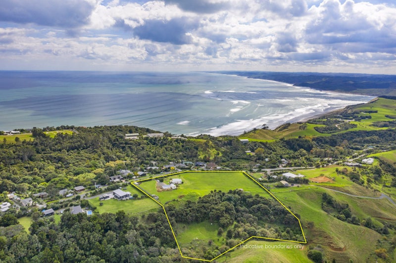 21 Upper Wainui Road, Raglan, Raglan - Carousel 1