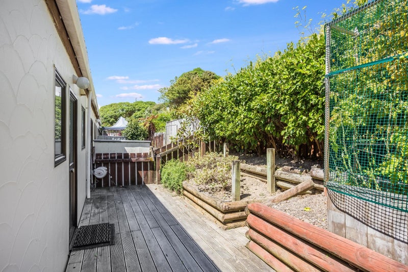 9C SCHOOL RD, PLIMMERTON, PORIRUA - Carousel 19